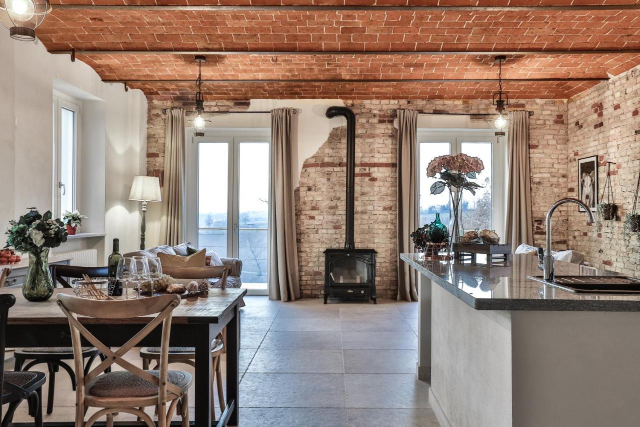 アルフィアーノ・ナッタ Nº18 A Private Country Hideaway In Monferratoヴィラ エクステリア 写真