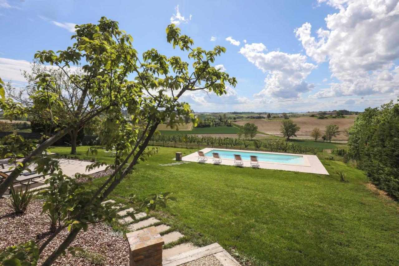 アルフィアーノ・ナッタ Nº18 A Private Country Hideaway In Monferratoヴィラ エクステリア 写真