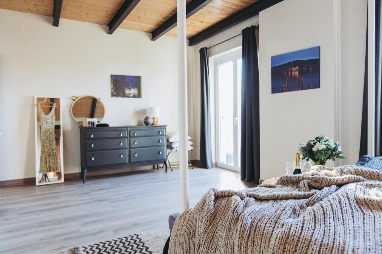 アルフィアーノ・ナッタ Nº18 A Private Country Hideaway In Monferratoヴィラ エクステリア 写真